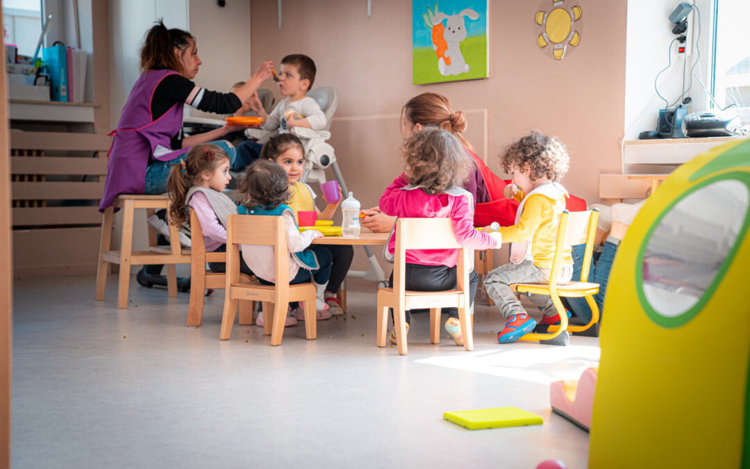 Épanouissement et bien-être : les avantages d’une crèche familiale à Luxembourg pour les parents et les enfants